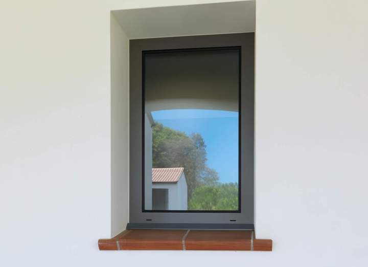 Fenêtre PVC isolante en Corse