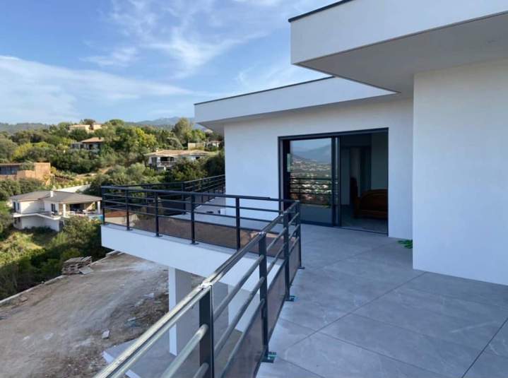 Garde corps aluminium extérieur Corse