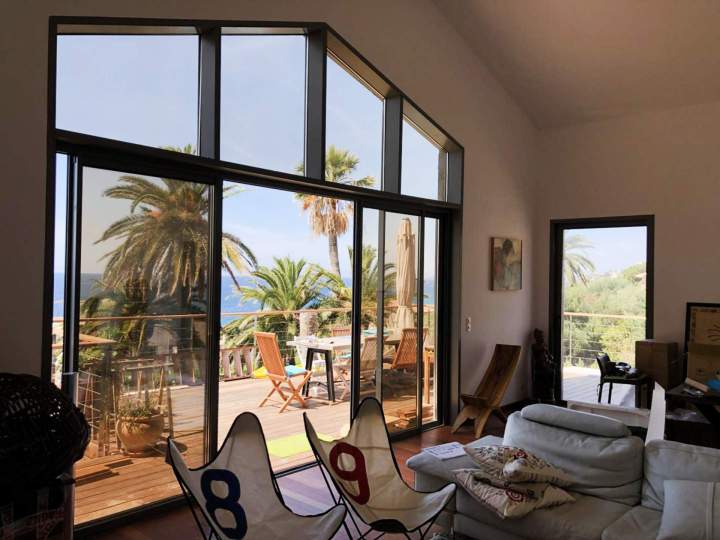 Installation porte alu design Corse