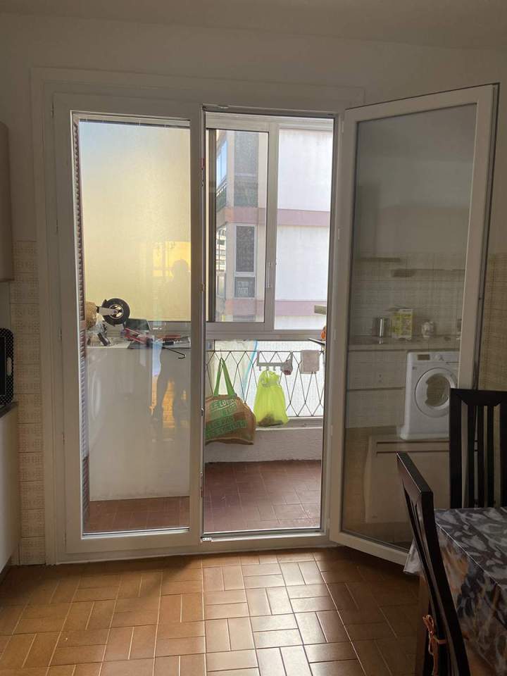 Porte aluminium sur mesure en Corse